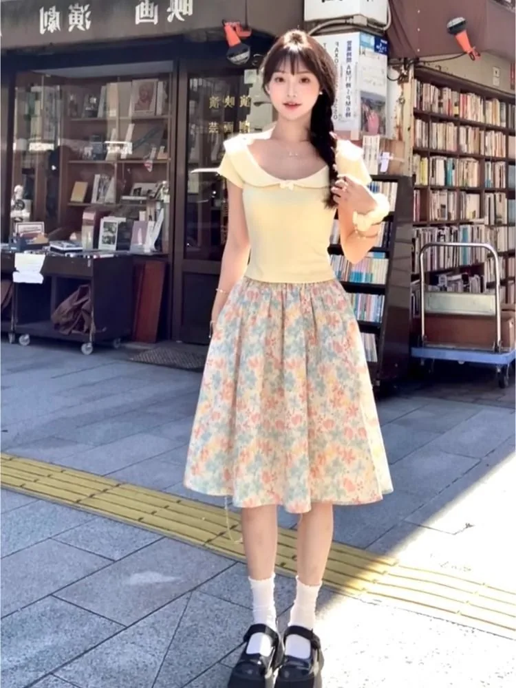 黃色・短版・修身・夏日・短袖上衣 穿搭參考