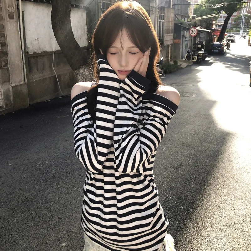 条纹・條紋・寬鬆・短袖上衣 版型展示