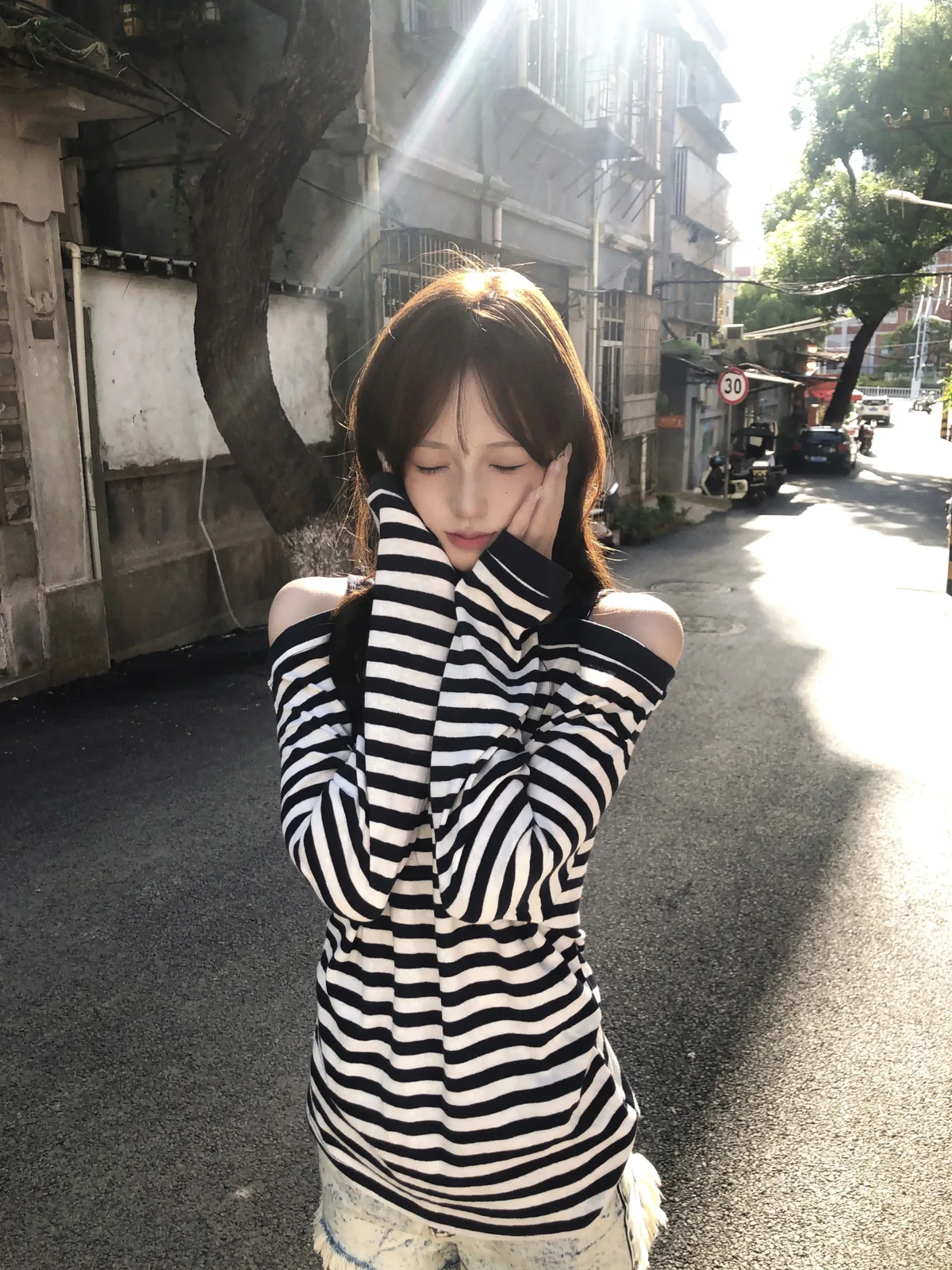 条纹・條紋・寬鬆・短袖上衣 穿搭參考