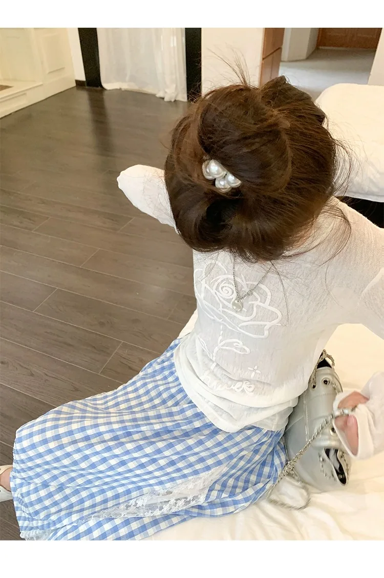 白色・印花・修身・夏日・短袖上衣 穿搭參考