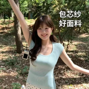 純欲性感低領針織衫女夏季短款設計感小眾辣妹修身掐腰上衣・8 色可選