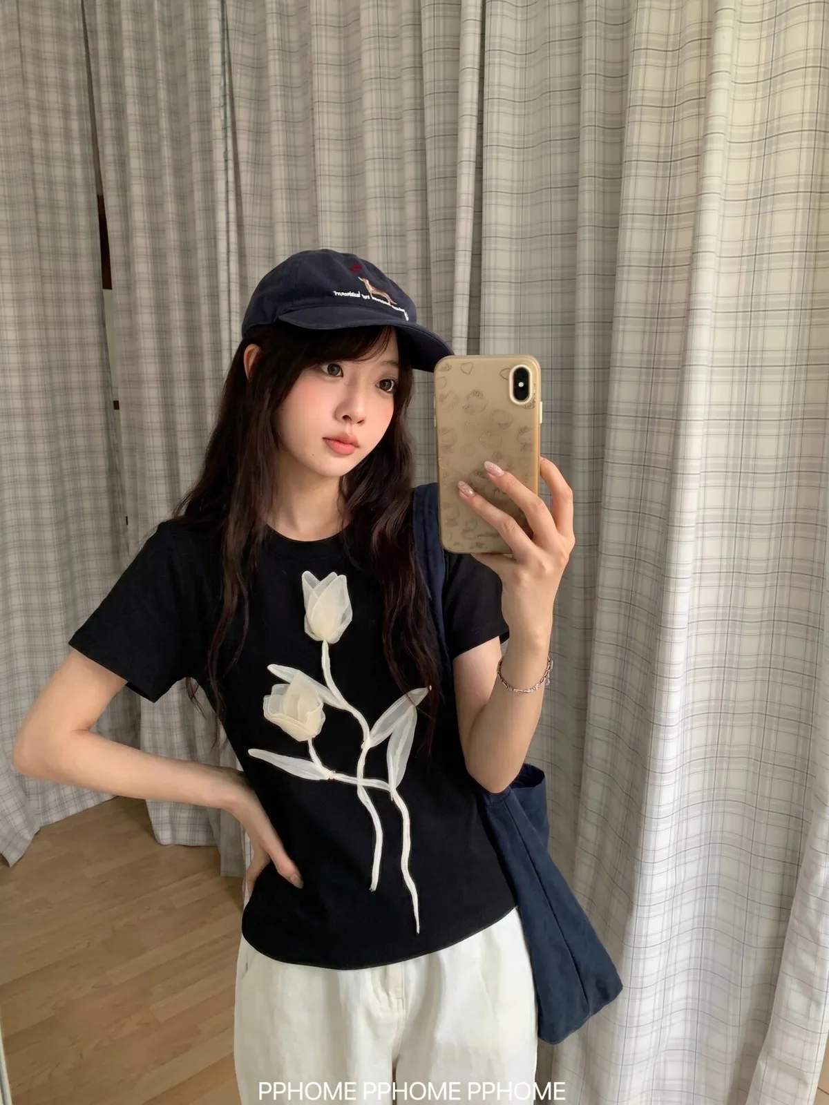 立體花朵圓領正肩短袖女修身210克精棉T恤上衣 商品細節 3