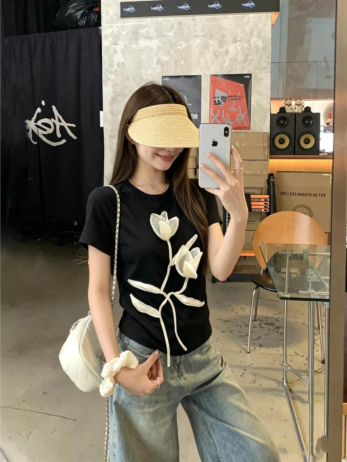 立體花朵圓領正肩短袖女修身210克精棉T恤上衣