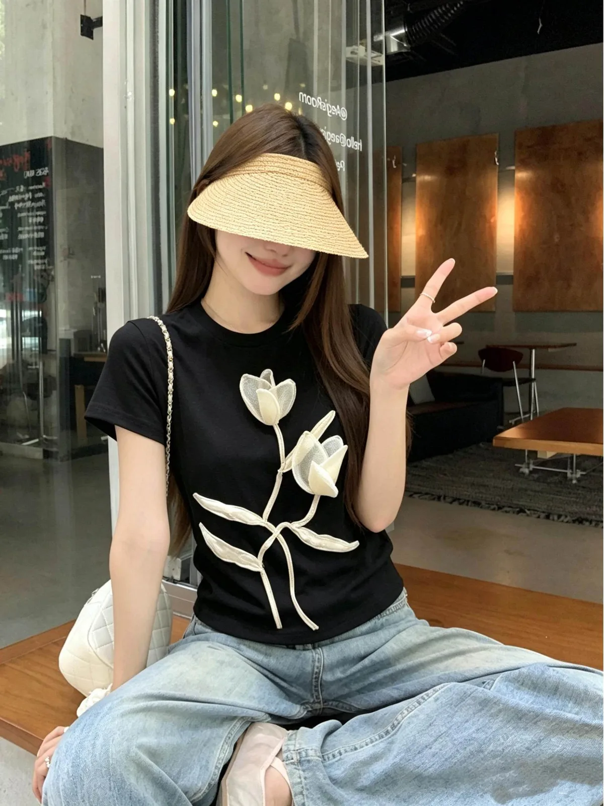 立體花朵圓領正肩短袖女修身210克精棉T恤上衣:圖片 2