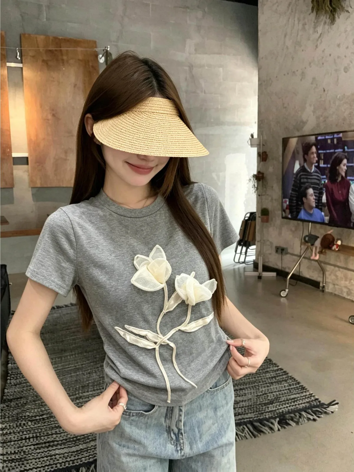 立體花朵圓領正肩短袖女修身210克精棉T恤上衣 商品細節 2