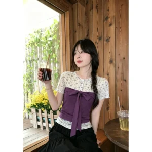 甜美風碎花圓領正肩短袖T恤穿搭疊穿綁帶背心上衣兩件套