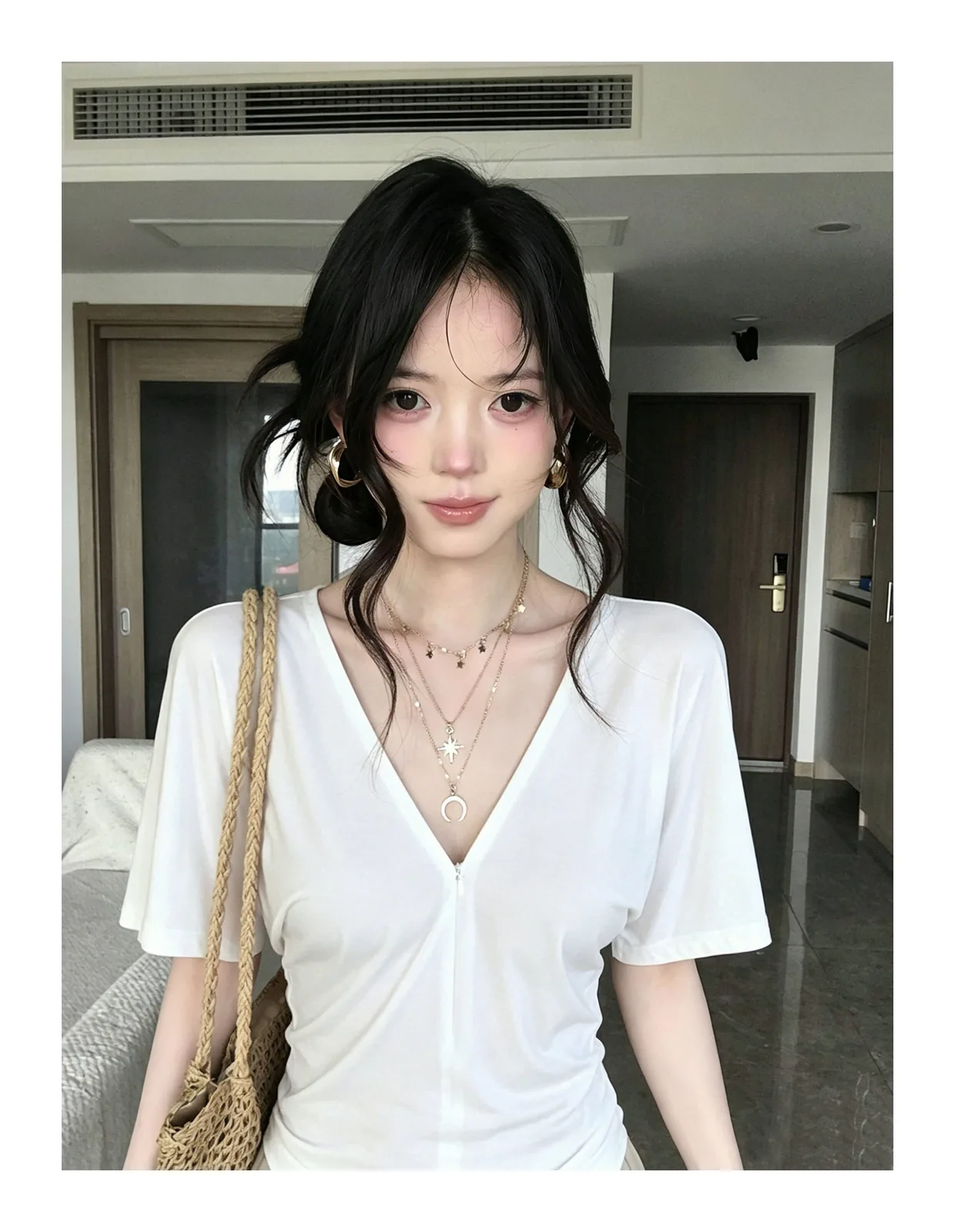 260克人棉白色蝙蝠袖收腰t恤女深v領短袖收腰小上衣 商品細節 2