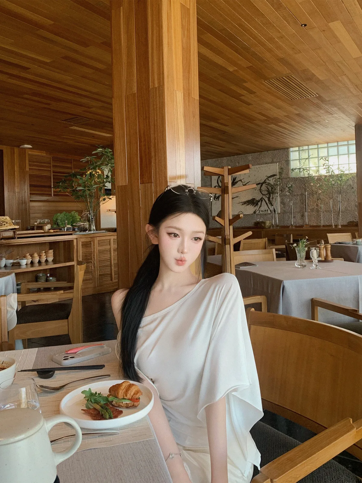 萊賽爾斜肩不對稱上衣女小眾飄繩設計感收腰短袖T恤 商品細節 2