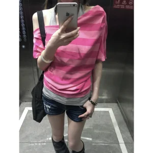 原版面料莓果色條紋吊帶斜肩假兩件短袖t恤女設計感上衣