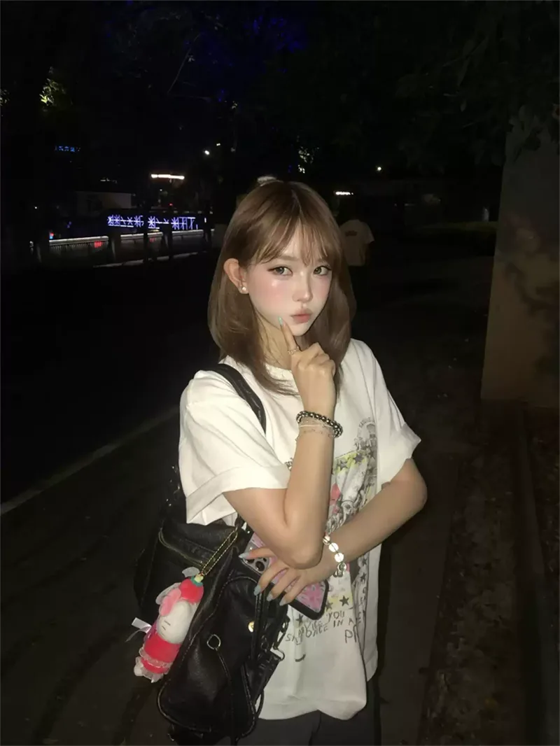 純棉打底衫慵懶寬松字母印花圓領短袖大碼T恤 商品細節 1
