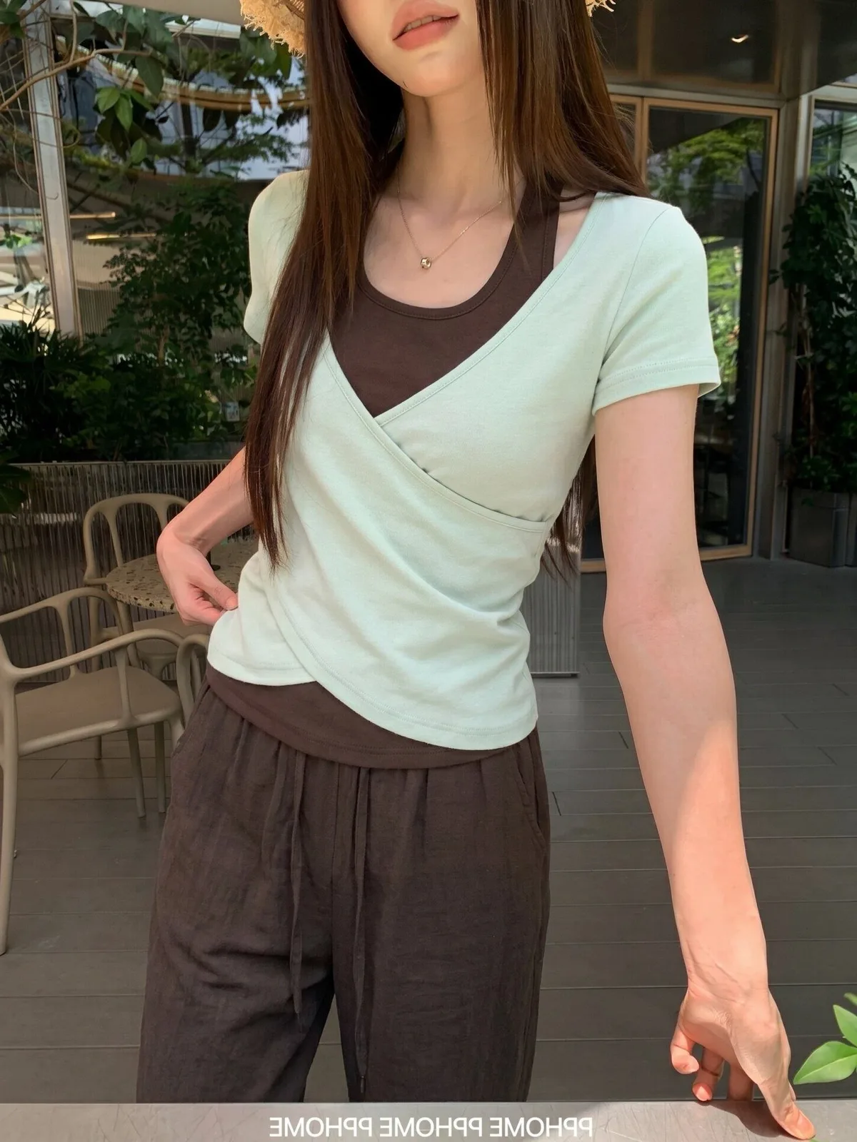 210克精棉設計感交叉假兩件短袖t恤女穿搭小眾短上衣:圖片 4