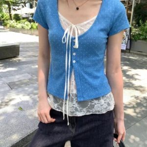 260克人棉波點假兩件正肩短袖女設計感蕾絲收腰小上衣