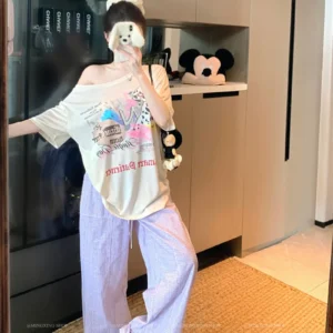 萊賽爾慵懶風米杏色斜肩氣質短袖T恤小眾印花露肩上衣