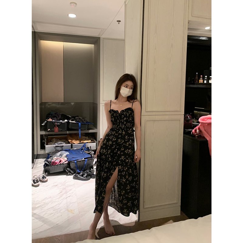 黑色・法式・吊帶・碎花・中長版洋裝 穿搭參考