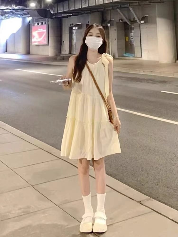 度假風・吊帶・掛脖・短版洋裝 版型展示