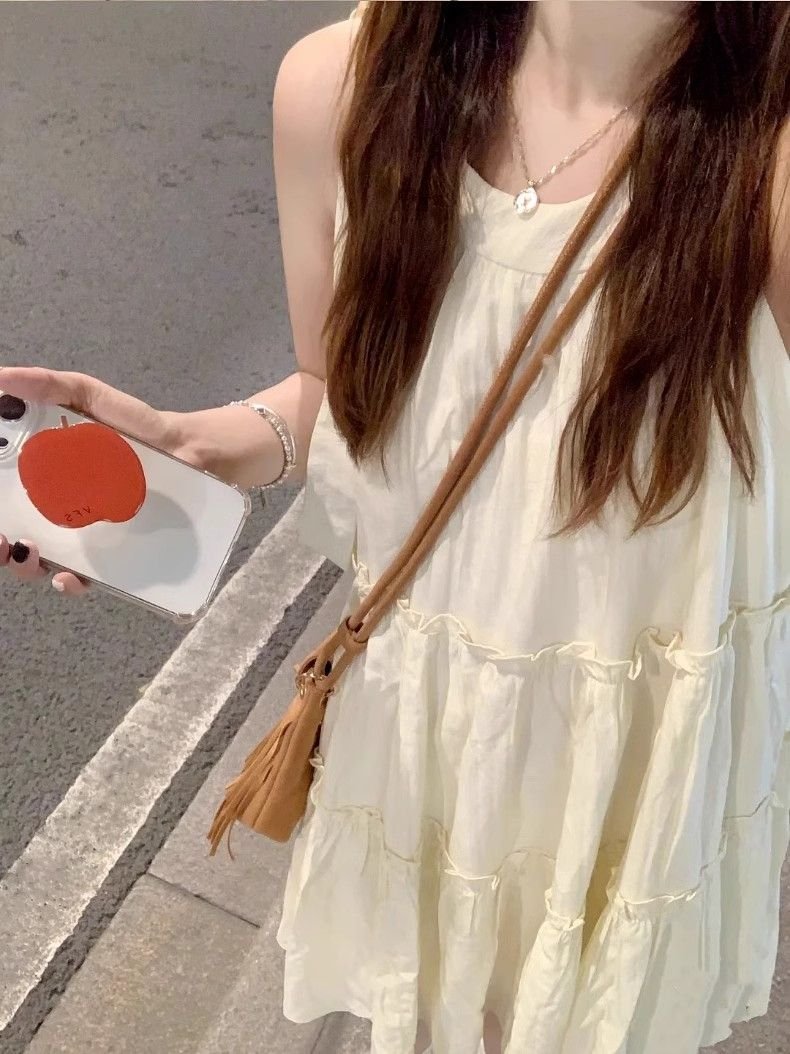 度假風・吊帶・掛脖・短版洋裝 穿搭參考