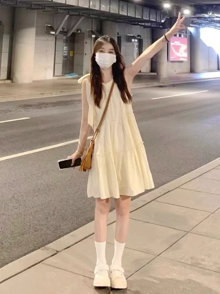 度假風・吊帶・掛脖・短版洋裝 版型展示