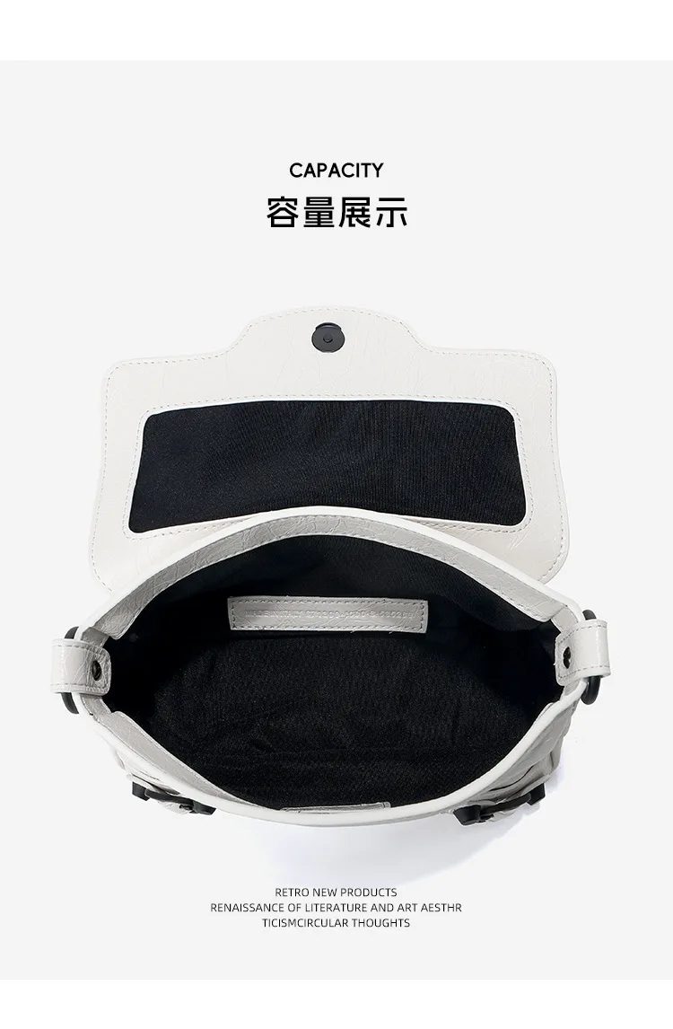 頭層牛皮斜背包細節展示