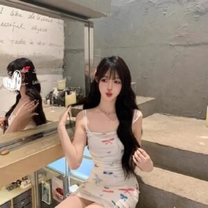 吊帶・印花・短版洋裝