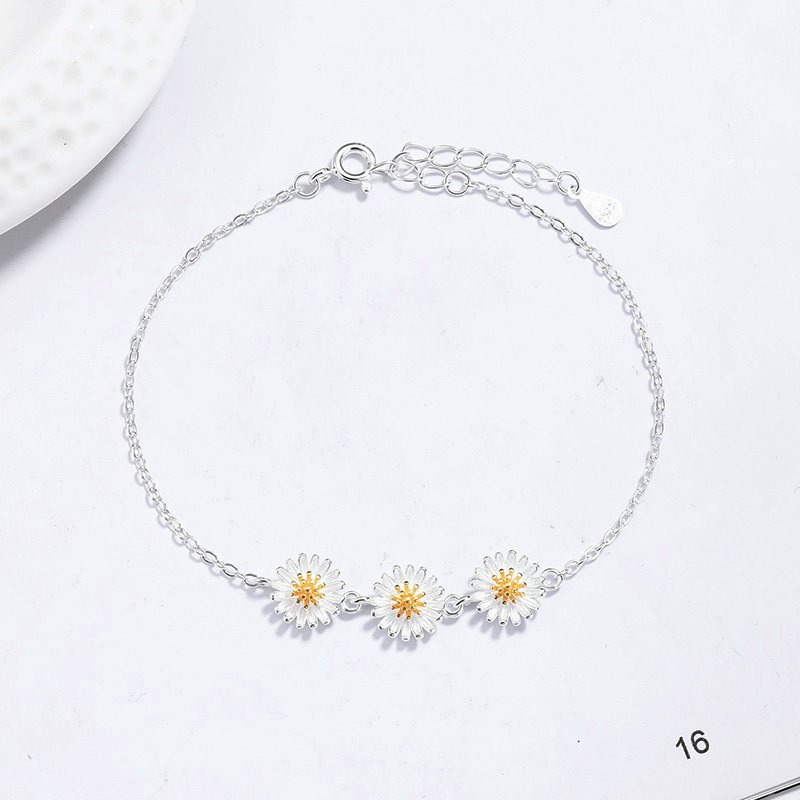 S925純銀三朵小雛菊甜美細鍊手鍊 銀色完整展示